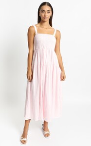 cariemididressinpink_73.jpg