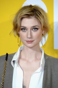 elizabeth-debicki-3.jpeg