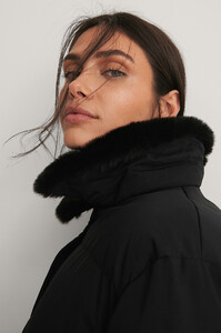 nakd_drawstring_faux_fur_jacket_1100-003607-0002_05g.jpg