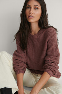 nakd_round_neck_knitted_sweater_1660-000523-0392_01g-1.jpg