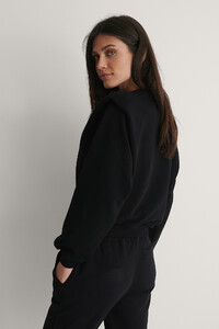 nakd_shouledr_detail_sweatshirt_1660-000676-0002_05-1.jpg