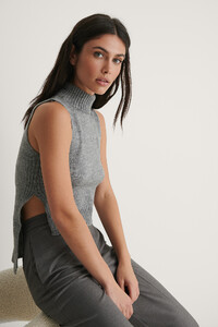 nakd_treendyol_turtleneck_knit_top_1494-003849-4413_01j.jpg