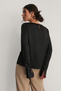 nakd_wide_cuff_satin_blouse_1660-000408-0002_02b.jpg
