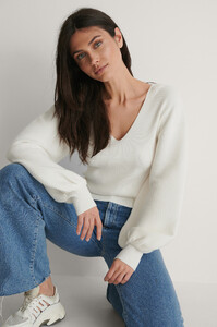 v_neck_big_sleeve_knitted_sweater_1100-003708-0001_02-1.jpg