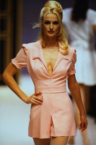 1929997811_HERVE-LEGER-SPRING-1996(12).thumb.jpg.e8175a8f3e74874a8e422e9146586231.jpg
