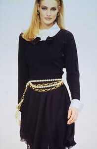 889891110_CHANEL-FW-1991-KAREN(2).thumb.jpg.feff1d46c24afb4f15d138e3fa4d1ccf.jpg