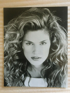 Cindy-Crawford-2-vintage-headshot-publicity-photo.jpg