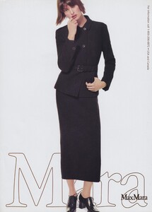 Meisel_Max_Mara_Fall_Winter_1997_98_04.thumb.jpg.aeaa6f74843a7840a54af5b806b4aad2.jpg