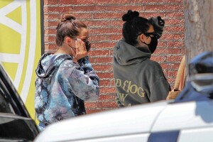 kourtney-kardashian-and-addison-rae-at-alfreds-coffee-in-studio-city-08-05-2020-2.jpg