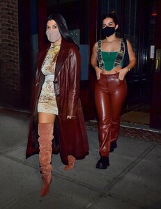 kourtney-kardashian-and-addison-rae-night-out-in-new-york-10-10-2020-11.jpg