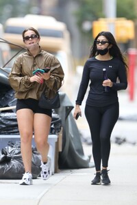 kourtney-kardashian-and-addison-rae-out-in-new-york-10-11-2020-5.jpg