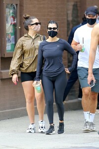 kourtney-kardashian-and-addison-rae-out-in-new-york-10-11-2020-7.jpg