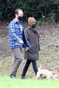 lily-collins-and-charlie-mcdowell-out-with-her-dog-in-los-angeles-01-23-2021-4.jpg