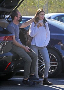 lily-collins-at-a-recycling-center-in-la-01-13-2021-5.jpg