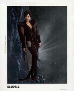 rihanna-in-essence-magazine-february-2021-1.jpg