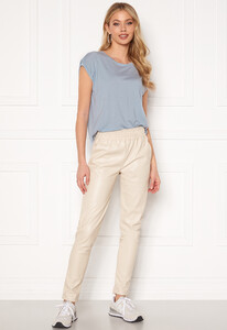 vero-moda-mava-plain-ss-top-blue-fog_1.thumb.jpg.68d653d7086729df5bb5386d48abed32.jpg