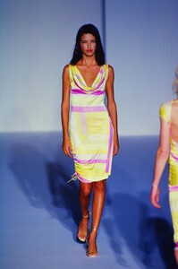 1886540213_emilio-pucci-ss-2000(1).thumb.jpg.f0fc8f8946b155d0621feb221174b493.jpg