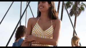 LOVE - Tommy Hilfiger-00.00.39.221.png