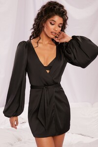 4144_3_soft-nights-black-satin-balloon-sleeve-tie-front-komono-lingerie.thumb.jpg.6473b3e0d4ece955c8427a3ffaa48554.jpg