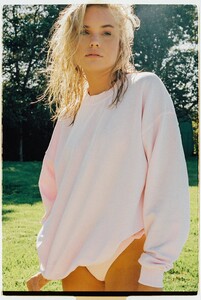 FrankiesBikinis-BenniexMonica-LovePink-1 Brooke Perry.jpg