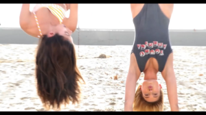 LOVE - Tommy Hilfiger-00.00.48.405.png