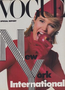 New_York__US_Vogue_October_1986_00.thumb.jpg.c167955615fcf7002f753e505045250a.jpg
