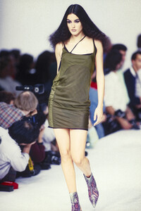 john-galliano-ss-1991-3.thumb.jpg.c71c58ee26d893c6381dd8a50fdffd5c.jpg