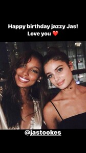 taylor_hill_145866380_352252819074909_1640975118704052433_n.thumb.jpg.d3feaae3b25e102c3e8e995589e5dac9.jpg