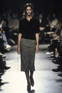 ter-et-bantine-fw-1995-2.thumb.jpg.81a90ecc9600af829480e7bcca4aa964.jpg