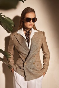 00001-Ralph-Lauren-Spring-21.thumb.jpg.e4580bf4958a85ecc6b58313889e39d3.jpg