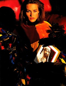 US ELLE September 1992,The restless EYE of Rifat Ozbek,Gilles Bensimon 1.jpg