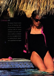 US Elle January 1995,Chanel Lite,Gilles Bensimon 01.jpg