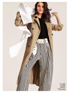 Elle No. 3927 - 26 Mars 2021-page-003.jpg