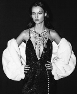 Sara van der Hoek 54512729_976087669447808_2881229572774738211_n.jpg