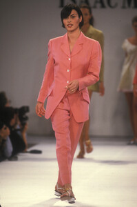 608039067_IsaacMizrahi1994WomenRTW27.thumb.jpg.f94c4918e3f5fcd4e83b81e0c6fb0924.jpg