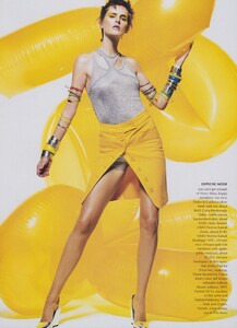 McDean_US_Vogue_March_2003_05.thumb.jpg.14af05d3fb4774329bc5206502a7614f.jpg