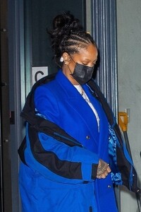 Rihanna---Night-out-in-New-York-04.jpg