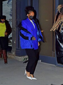 Rihanna---Night-out-in-New-York-10.jpg
