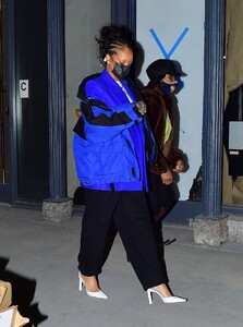 Rihanna---Night-out-in-New-York-17.jpg
