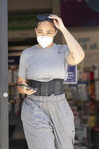 jordyn-woods-out-in-calabasas-03-29-2021-0.jpg