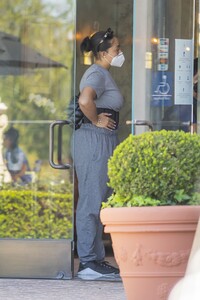 jordyn-woods-out-in-calabasas-03-29-2021-1.jpg