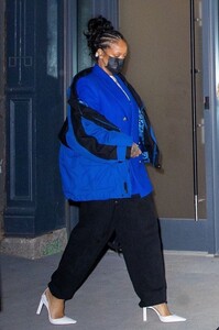 rihanna-leaves-pastis-in-new-york-03-05-2021-4.jpg
