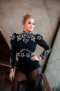 rita-ora-at-a-photoshoot-february-2021-4.jpg