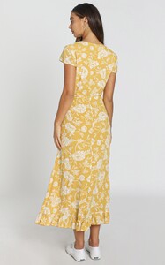 tropicalscenesdressinyellowfloral5.jpg