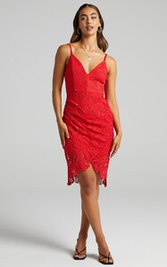 typicalloverdressinredlace__s006210__2_1.jpg