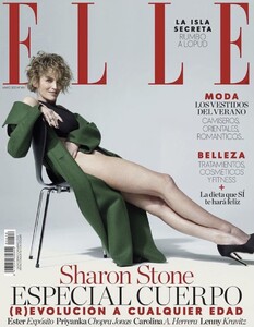 Elle Spain 521.jpg