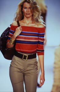 707999137_RalphLaurenSpring1997(30).thumb.jpg.03fbb9d102e1992419c60bc3f7139b6b.jpg