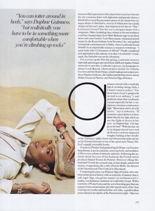 Summer_Meisel_US_Vogue_June_2004_28.thumb.jpg.9ded7fc8984c992dd6d13523f132fcdf.jpg