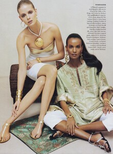 Summer_Meisel_US_Vogue_June_2004_34.thumb.jpg.746698b53f57d67e99db4c422505cb57.jpg