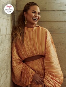 chrissy-teigen-people-magazine-beautiful-issue-2021-0.jpg
